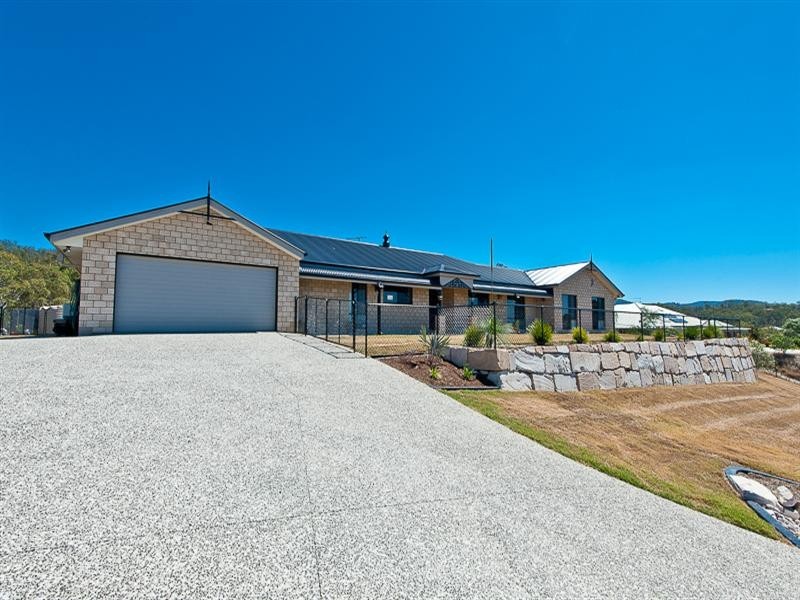 15 Ron Bischof Close, Cashmere QLD 4500