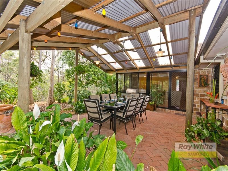 14 Lascelle Court, Eatons Hill QLD 4037