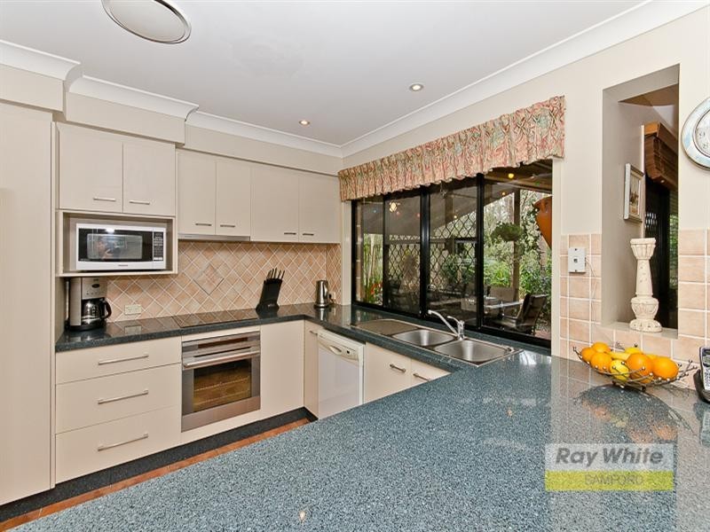 14 Lascelle Court, Eatons Hill QLD 4037