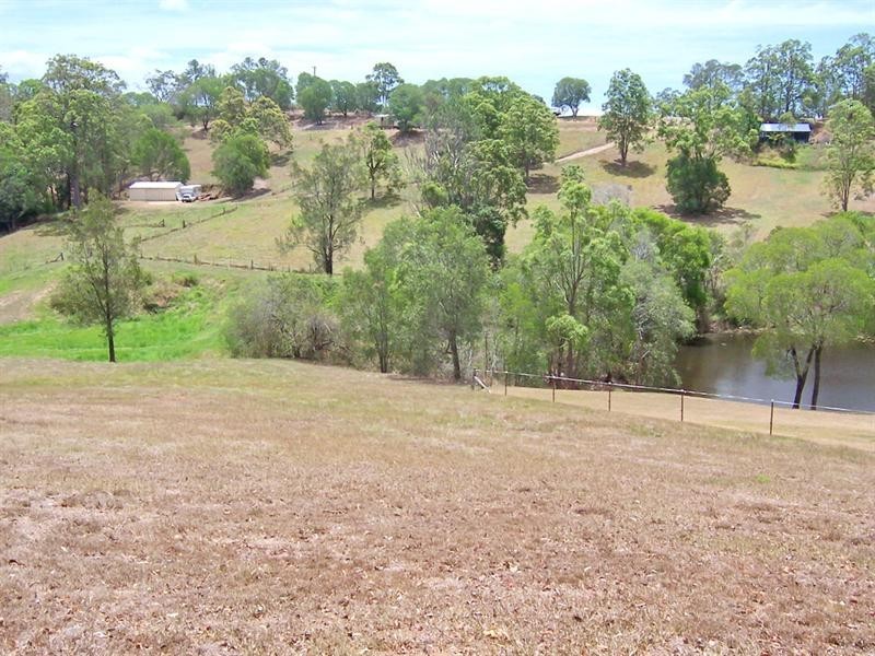 803 Bunya Road, Draper QLD 4520