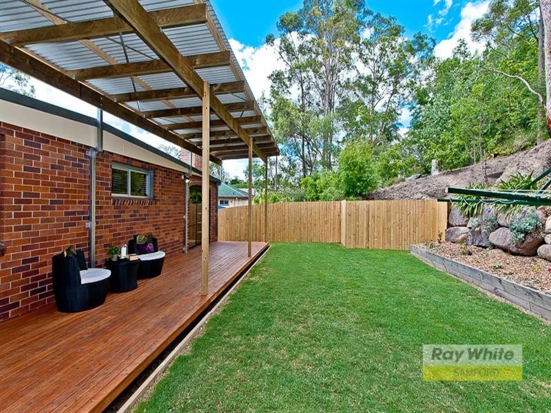 33 Tarnook Drive, Ferny Hills QLD 4055