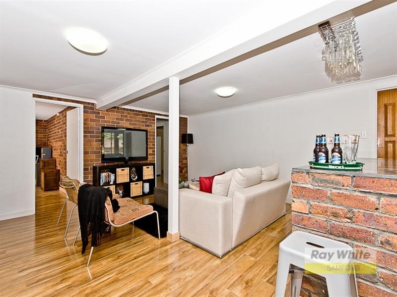 33 Tarnook Drive, Ferny Hills QLD 4055