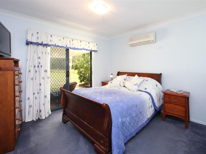 34 Davison Road, Camp Mountain QLD 4520