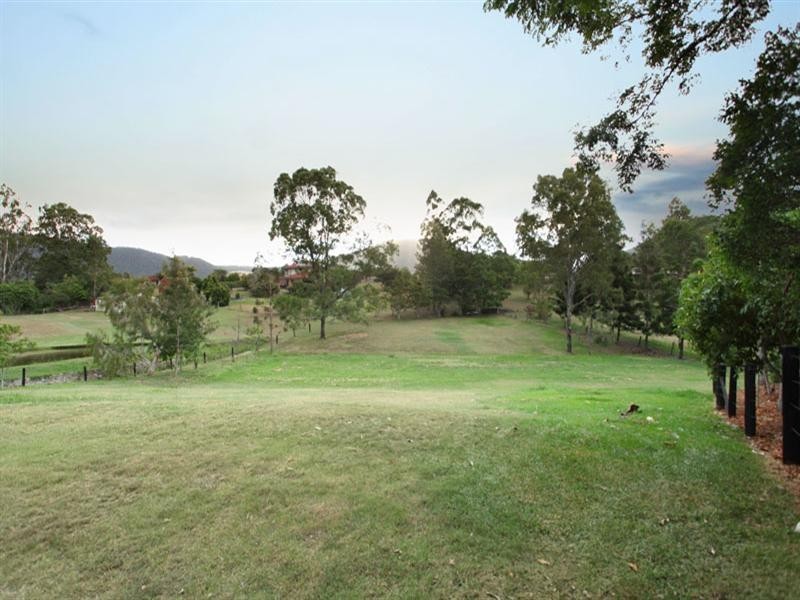 64 Westwood Drive, Highvale QLD 4520