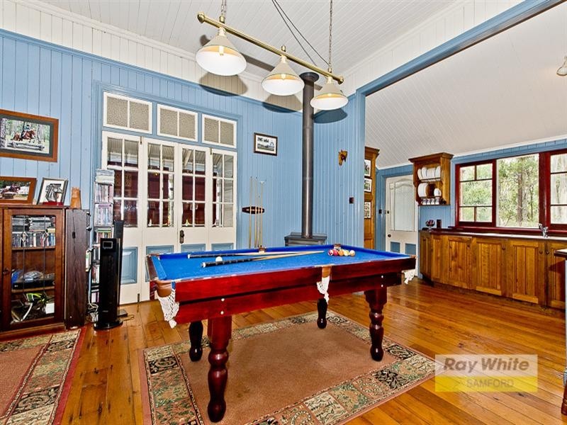 9 Petersen Road, Camp Mountain QLD 4520