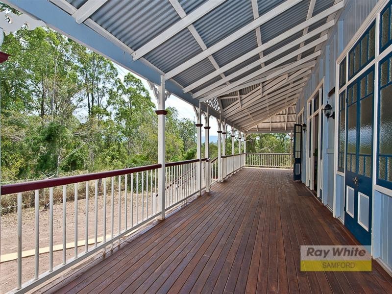 9 Petersen Road, Camp Mountain QLD 4520