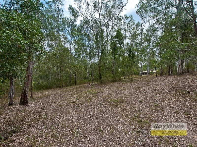 9 Petersen Road, Camp Mountain QLD 4520