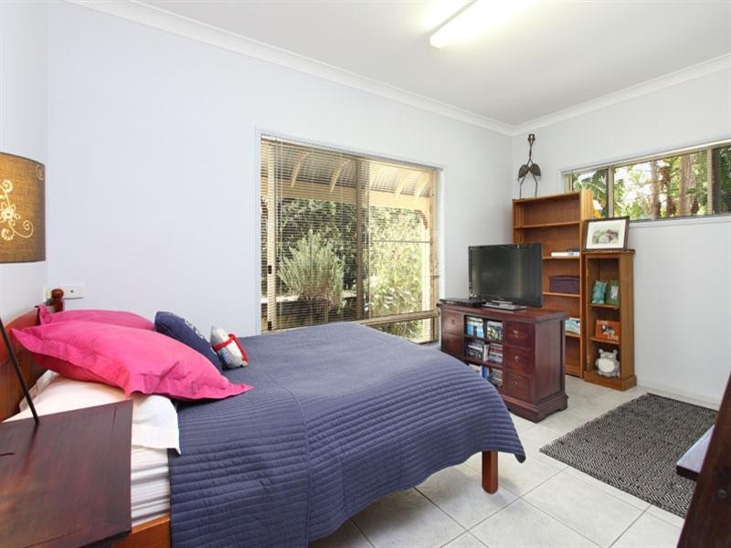 24 Trentham Place, Samford Village QLD 4520