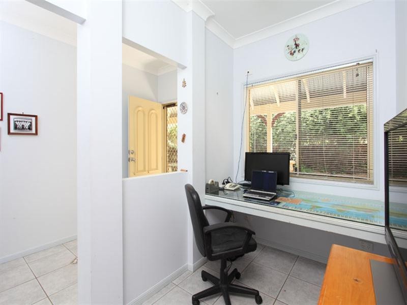 24 Trentham Place, Samford Village QLD 4520