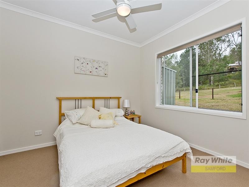 3 Stanley Robinson Court, Camp Mountain QLD 4520