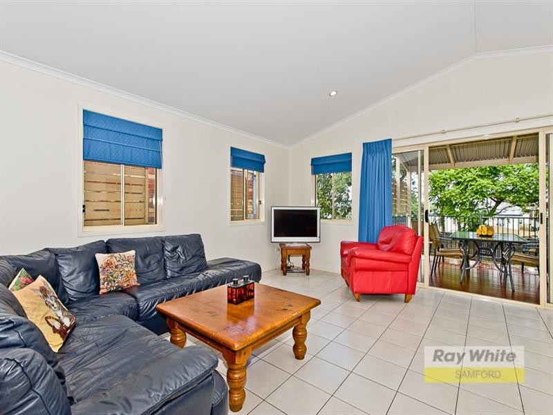 36 Tavistock Street, Oxley QLD 4075