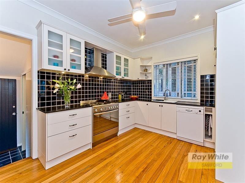 15 Windeyer Street, Bald Hills QLD 4036