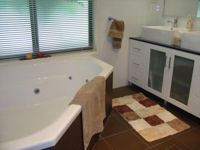 Samford Village QLD 4520