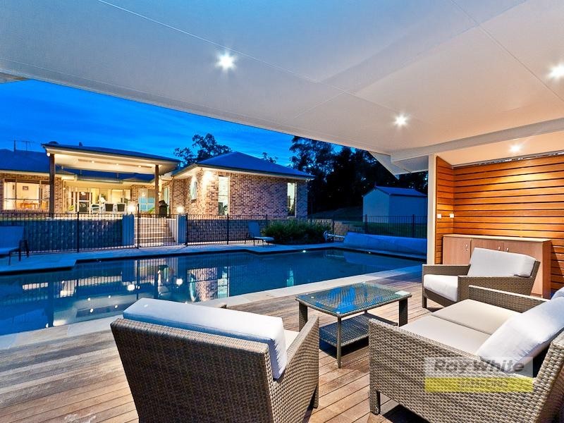 18 Brushwood Drive, Samford Valley QLD 4520