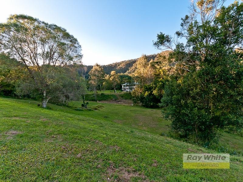 18 Brushwood Drive, Samford Valley QLD 4520