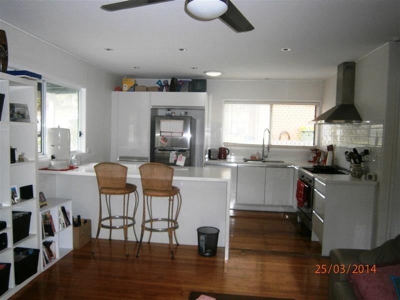 Arana Hills QLD 4054