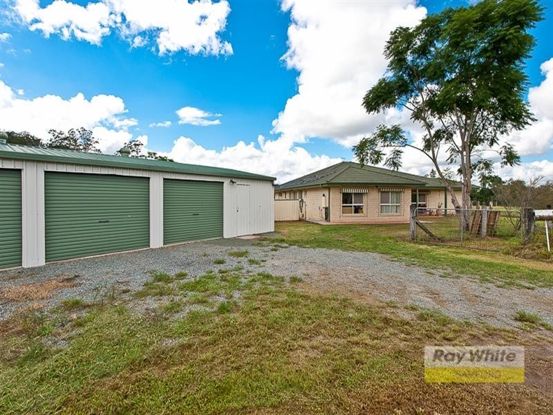 69A Lees Crossing Road, Armstrong Creek QLD 4520