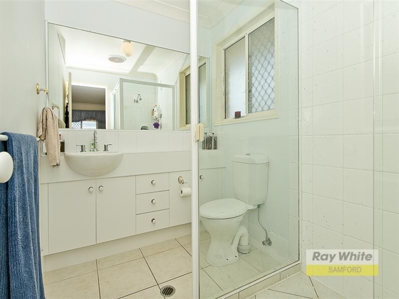 69A Lees Crossing Road, Armstrong Creek QLD 4520