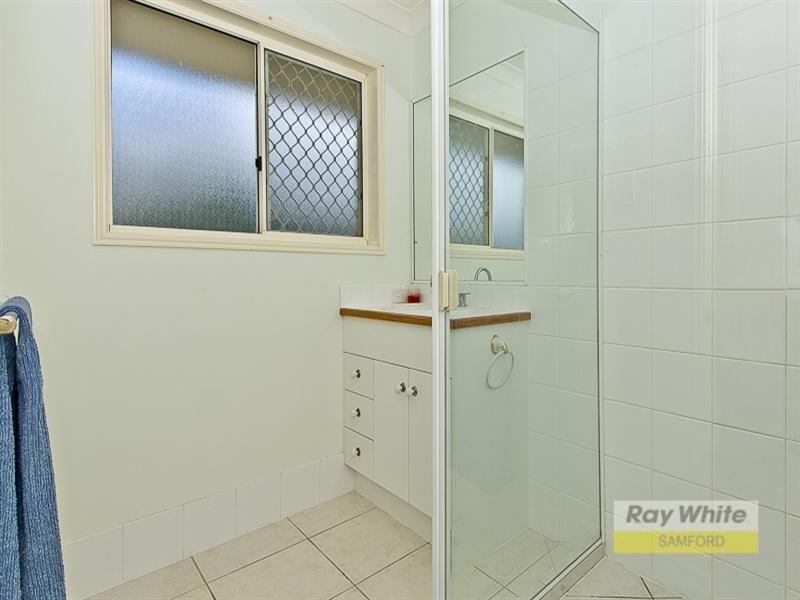 69A Lees Crossing Road, Armstrong Creek QLD 4520