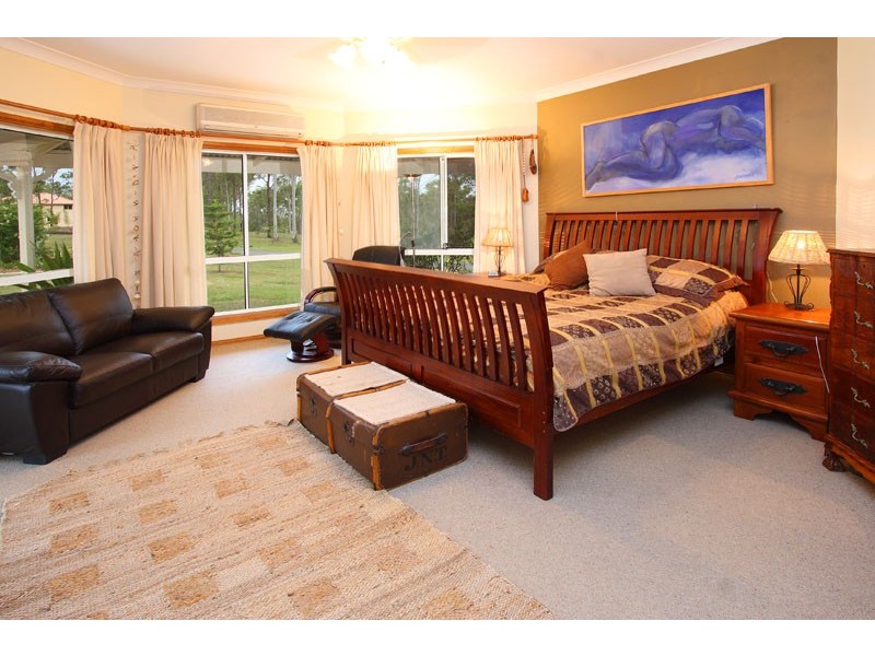 28 Victor Russell Drive, Samford QLD 4520