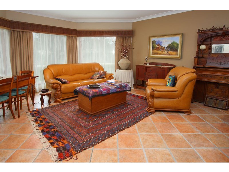 28 Victor Russell Drive, Samford QLD 4520