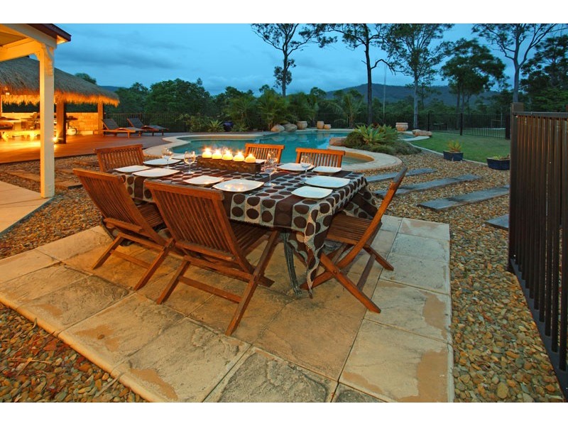 28 Victor Russell Drive, Samford QLD 4520