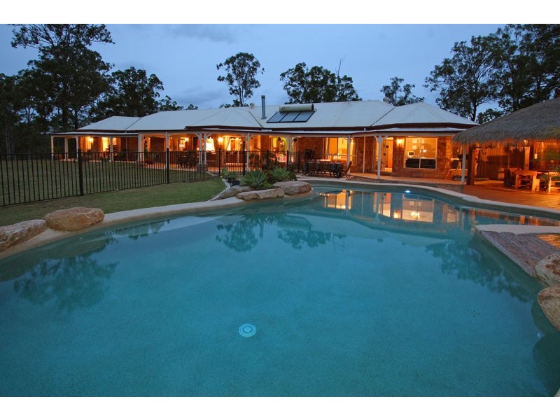 28 Victor Russell Drive, Samford QLD 4520