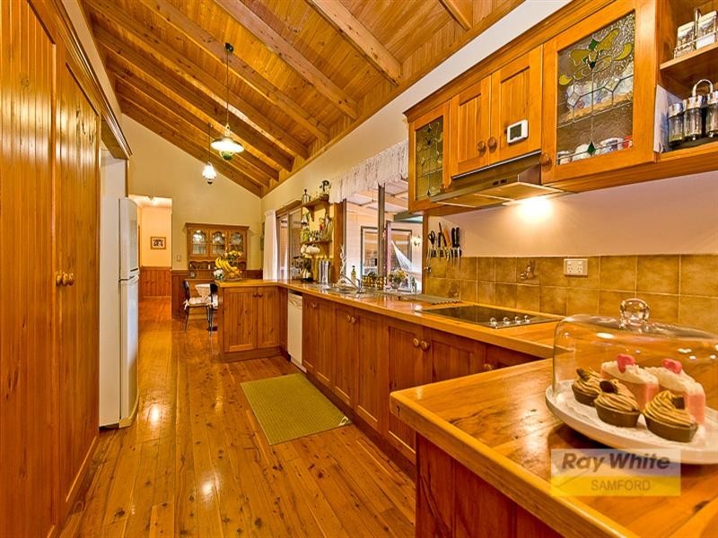 11 Satinwood Drive, Samford Valley QLD 4520