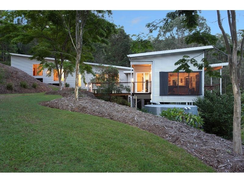 24 Vera Court, Samford Valley QLD 4520