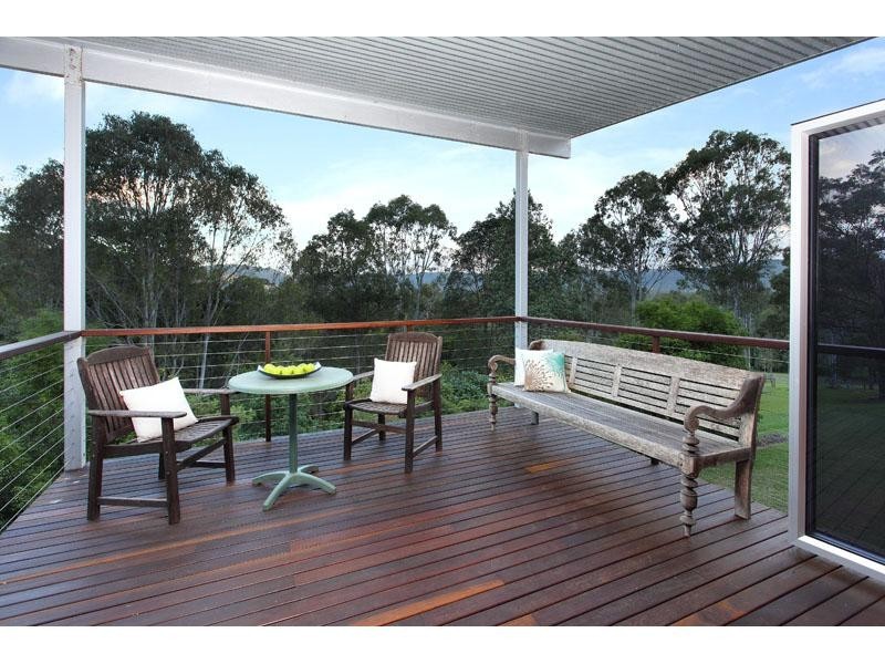 24 Vera Court, Samford Valley QLD 4520