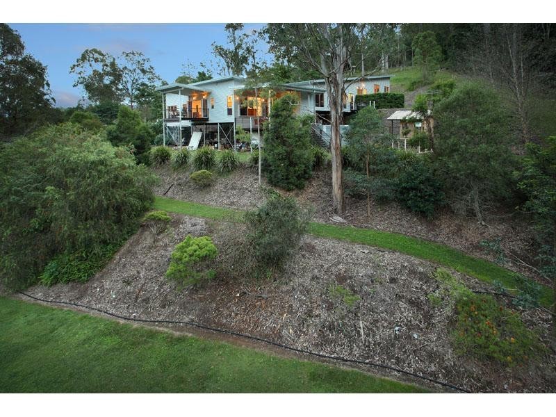 24 Vera Court, Samford Valley QLD 4520