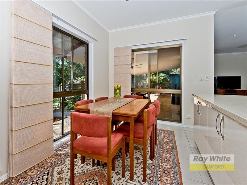 2 Davison Road, Camp Mountain QLD 4520