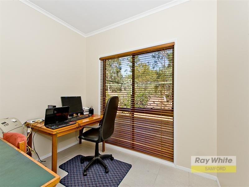 2 Davison Road, Camp Mountain QLD 4520
