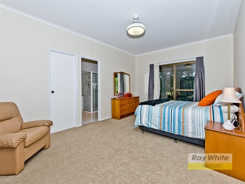 2 Davison Road, Camp Mountain QLD 4520