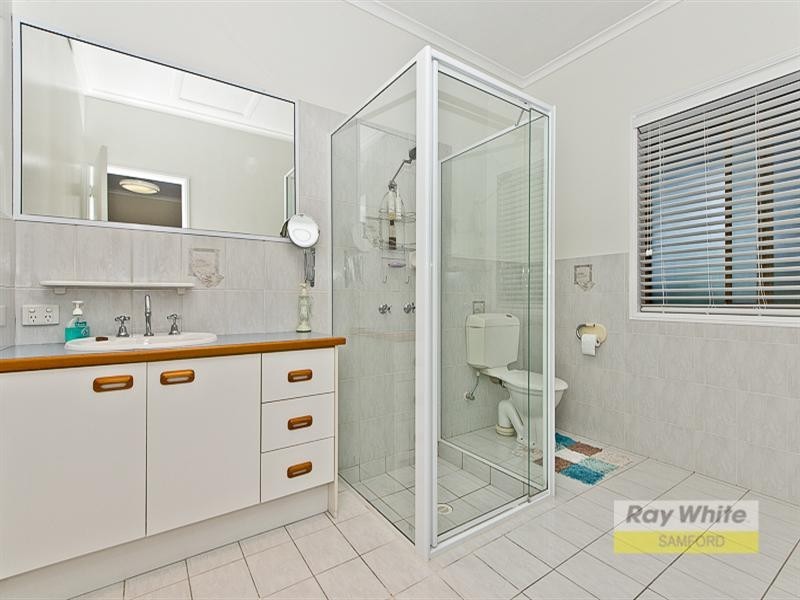 2 Davison Road, Camp Mountain QLD 4520