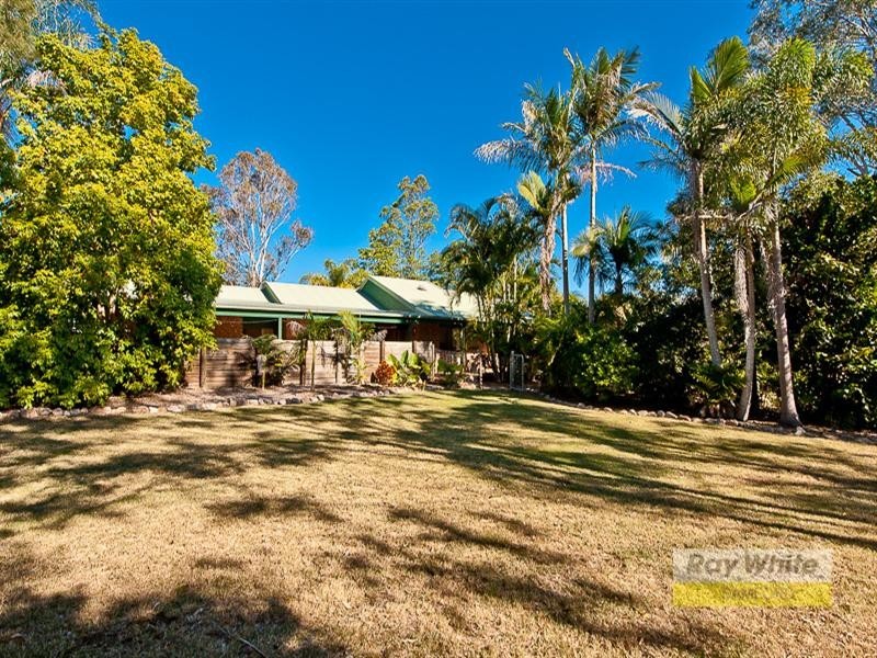 2 Davison Road, Camp Mountain QLD 4520