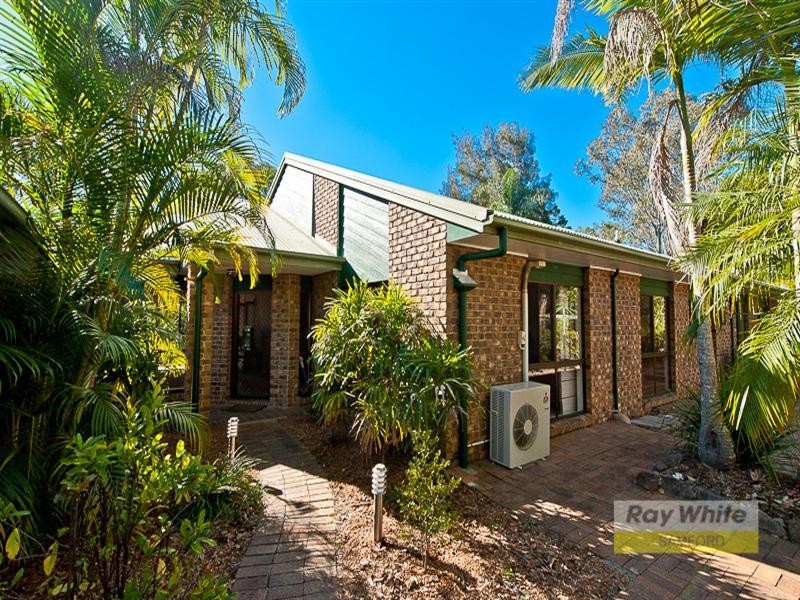 2 Davison Road, Camp Mountain QLD 4520