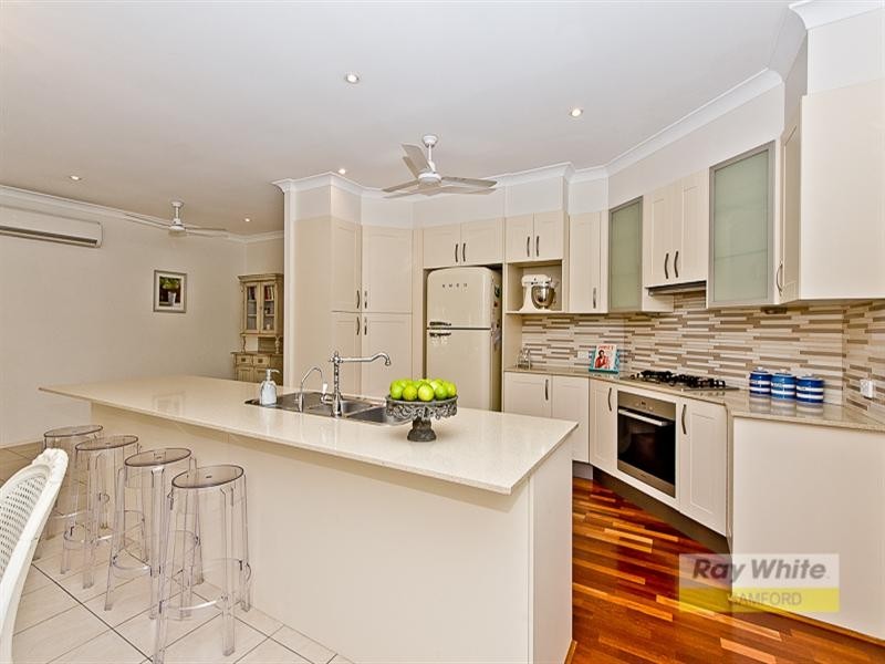 14 Gladewood Court, Samford Valley QLD 4520