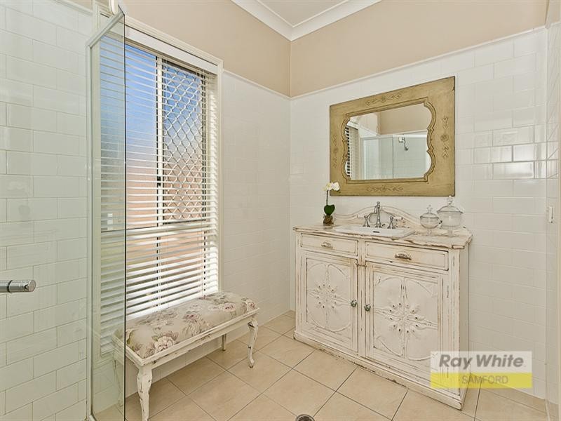 14 Gladewood Court, Samford Valley QLD 4520