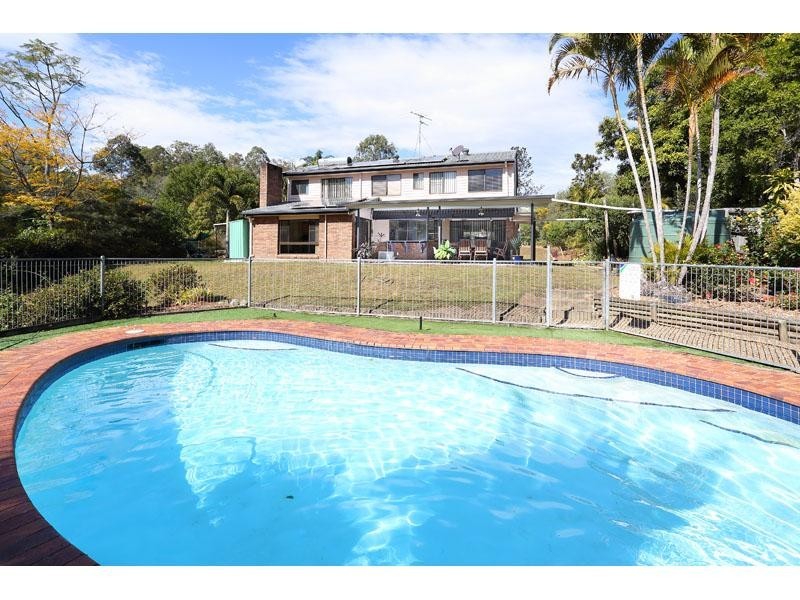 5 Meredith Court, Bunya QLD 4055