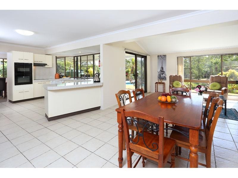 5 Meredith Court, Bunya QLD 4055