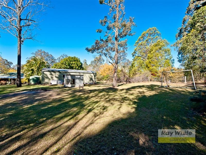 15 Greenwood Crescent, Samford Valley QLD 4520