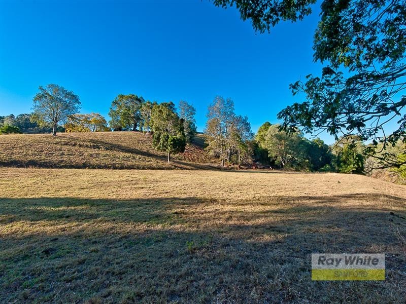 43 Dobson Road, Clear Mountain QLD 4500