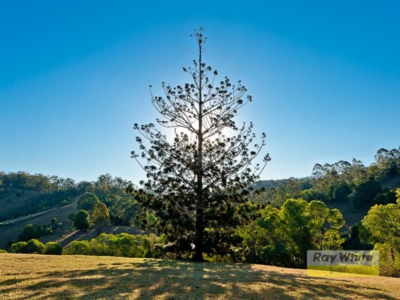 43 Dobson Road, Clear Mountain QLD 4500