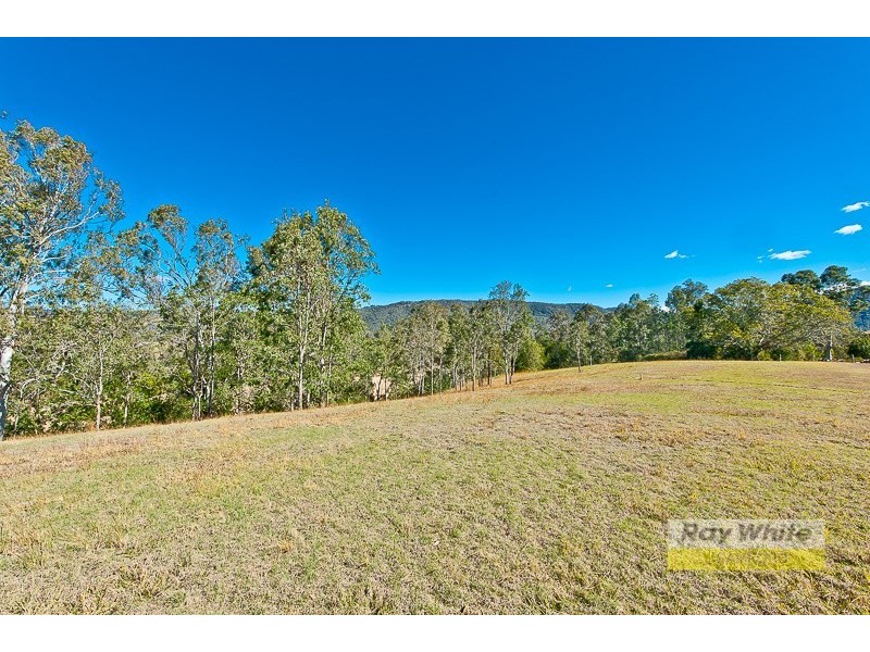 11 Angshelle Court, Samford Valley QLD 4520