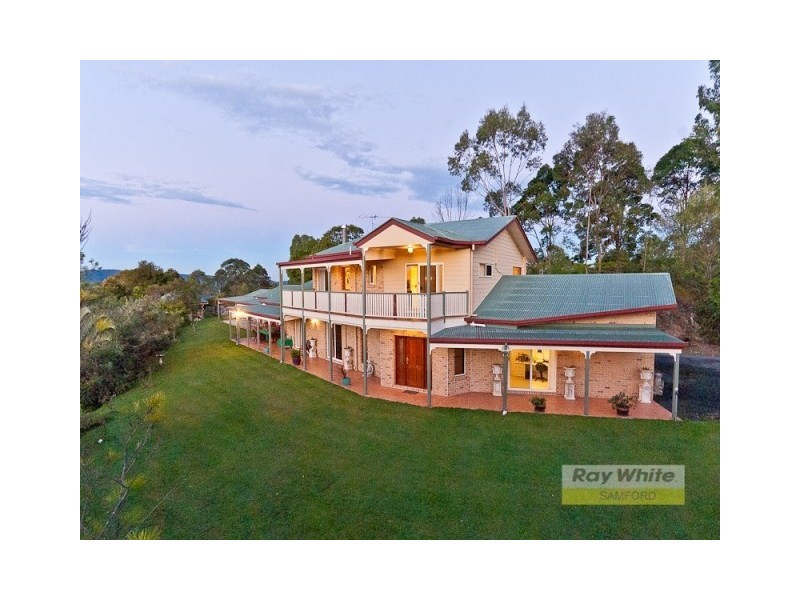 106 Woodward Road, Armstrong Creek QLD 4520