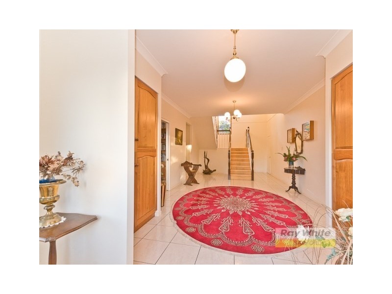 106 Woodward Road, Armstrong Creek QLD 4520