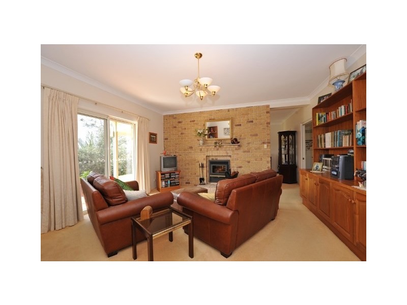 106 Woodward Road, Armstrong Creek QLD 4520