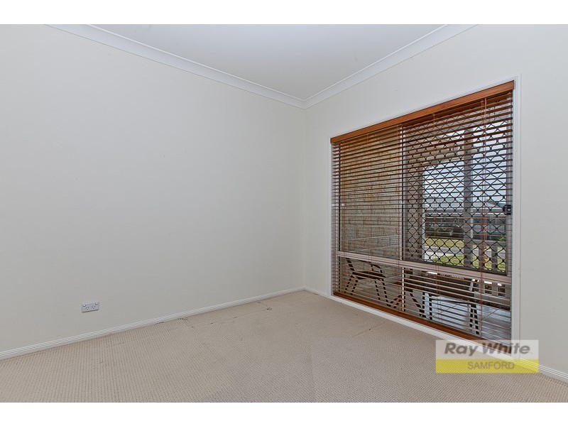 33 Chalmers Court, Samford Village QLD 4520