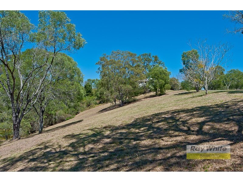 20 Albert Road, Draper QLD 4520